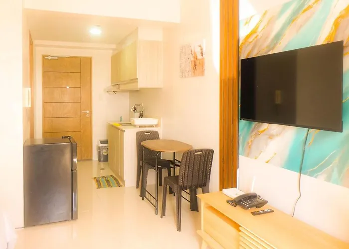Apartment Casa - Lights & Sea Breeze View Near Ayala Mall *